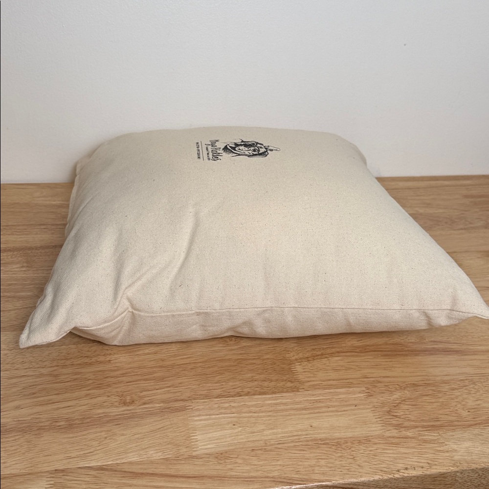 Patriotic golden retriever Print Throw Pillow - Picture 5 of 11